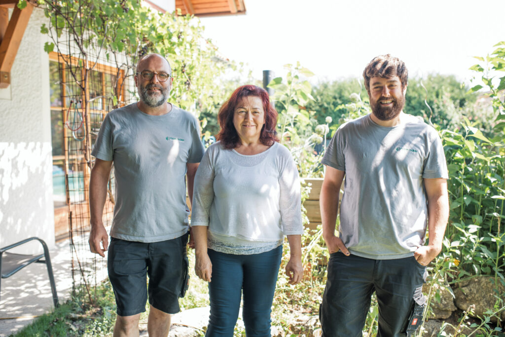 Familie Hörndler im Garten